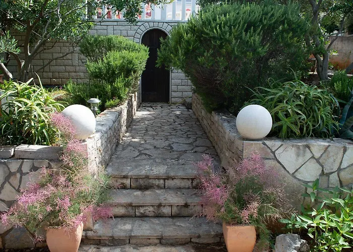 Ela Apartment Rogač